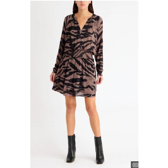 Rails Dress Womens Size XS Jasmine Tiger Stripe Smocked Waist Long Sleeve Tan - Picture 2 of 16